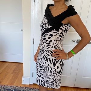 Cache Women's B&W Leopard Print Sheath Dress Sz: 6